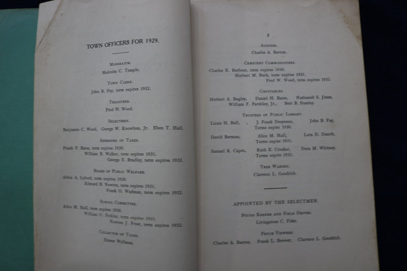 1929 UPTON TOWN OFFICERS ANNUAL REPORT SOFTCOVER BOOK - K 873