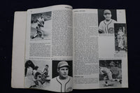 1943 STREET & SMITH BASEBALL PICTORIAL YEARBOOK MAGAZINE - E 11866