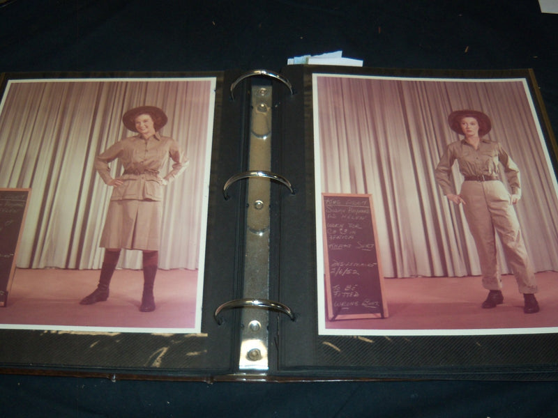SUSAN HAYWARD 3 RING BINDER SCRAPBOOK - HOLLYWOOD - GREAT PHOTOS - 5A