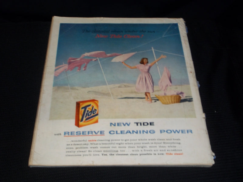 1958 MARCH MCCALL'S MAGAZINE - NICE FASHION FRONT COVER - E 5908