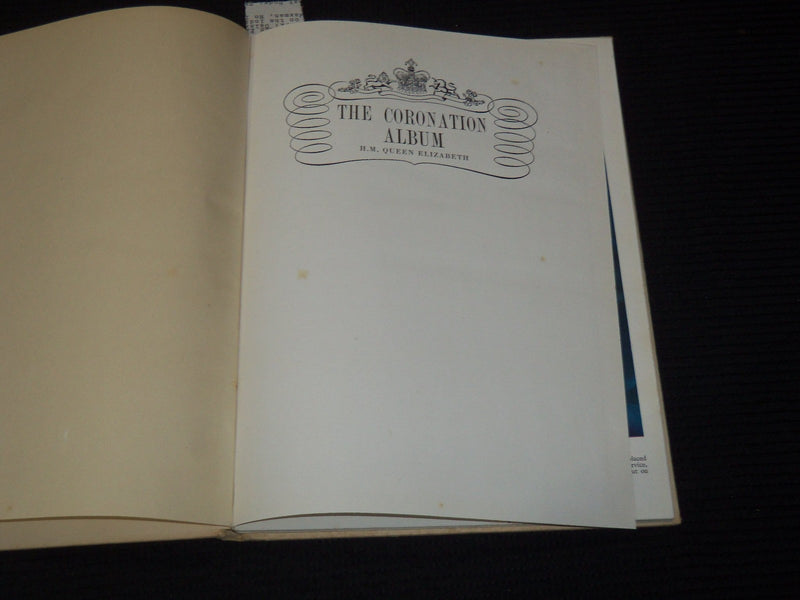 1952-1953 QUEEN ELIZABETH PHOTO ALBUMS LOT OF 2 - HARDCOVER - KD 5403D