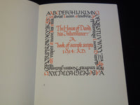 1983 A BOOK OF SAMPLE SCRIPTS SOFTCOVER BOOK BY EDWARD JOHNSTON - J 9272