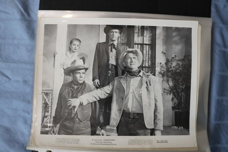 ORIGINAL MOVIE PROMOTIONAL PHOTOS - COWBOYS - 95 PHOTOS - #80