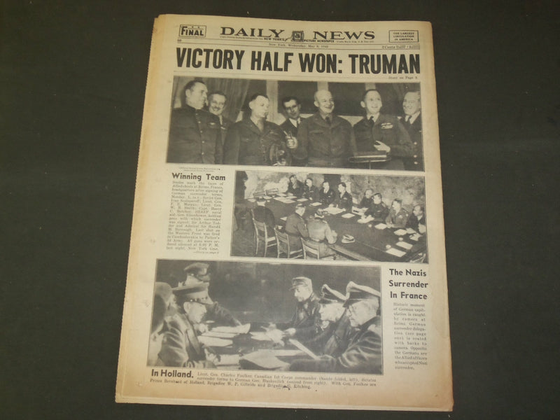 1945 MAY 9 NEW YORK DAILY NEWS - REDS JOIN IN HAILING PEACE - NP 4341