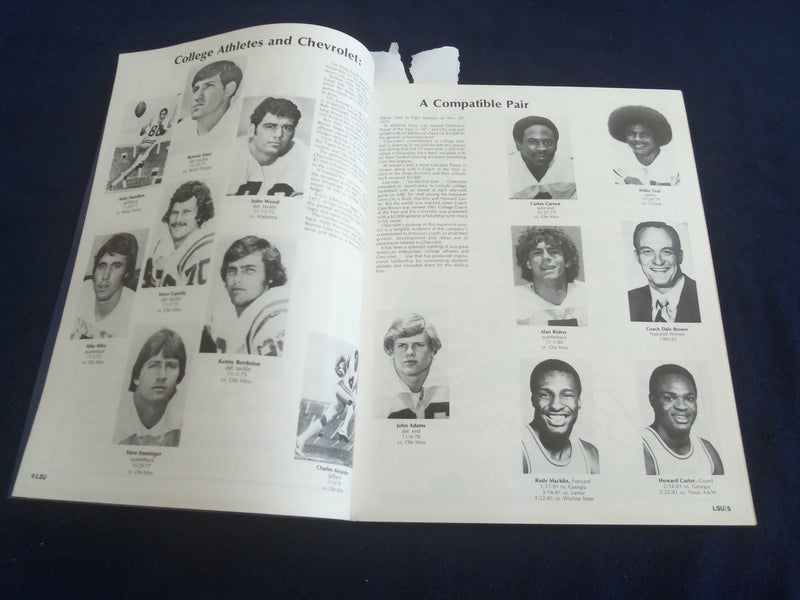 1981 SEP 5 LSU VS UNIV. ALABAMA FOOTBALL PROGRAM - LEONARD MARSHALL - ST 4452Z