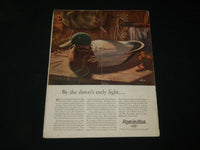 1942 JULY SPORTS AFIELD MAGAZINE - AMERICAN FLAG COVER - J 6093