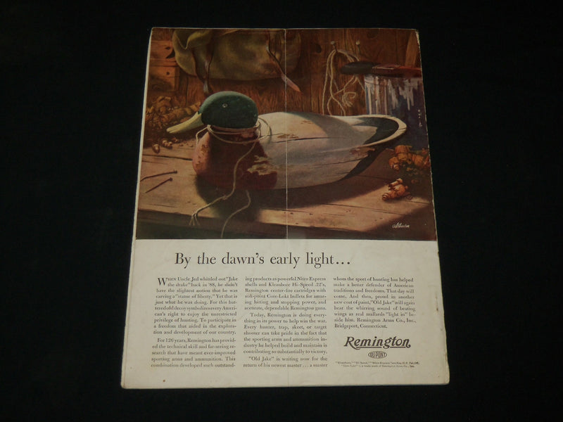 1942 JULY SPORTS AFIELD MAGAZINE - AMERICAN FLAG COVER - J 6093