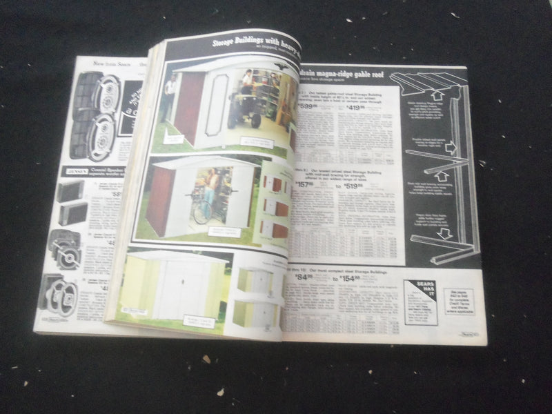 1977 SPRING AND SUMMER SEARS, ROEBUCK AND CO. CATALOG - GREAT FASHION - R 92N