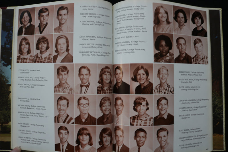 1966 COURIER EASTON JUNIOR HIGH SCHOOL YEARBOOK - EASTON, PA - YB 3493