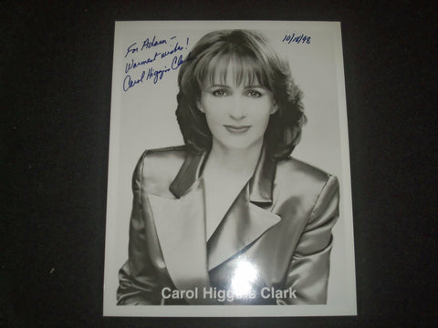 CAROL HIGGINS CLARK AUTOGRAPHED 8X10 PHOTOGRAPH - J 6267