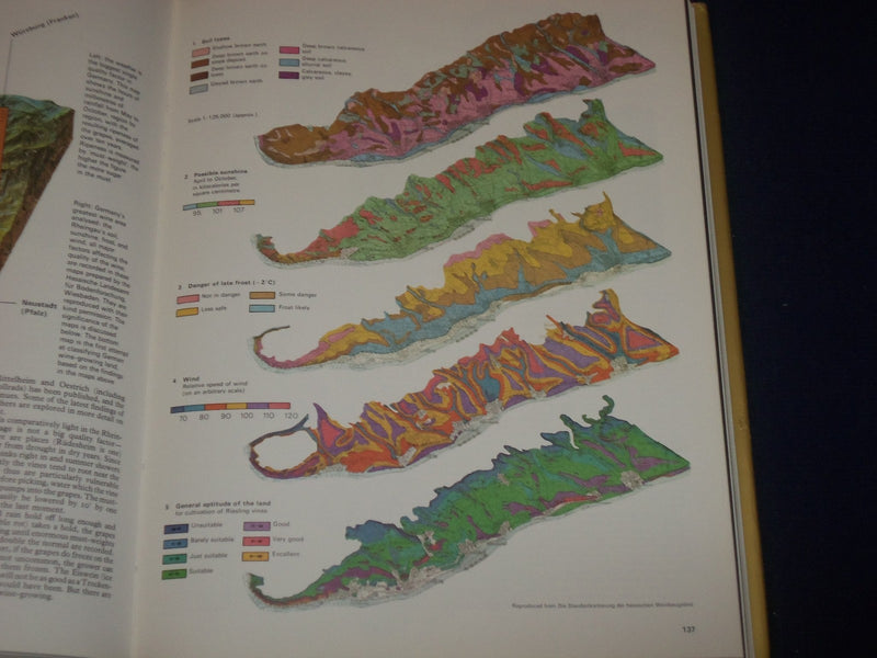 1971 WORLD ATLAS OF WINE COMPLETE GUIDE BY HUGH JOHNSON - HARDCOVER - KD 2809