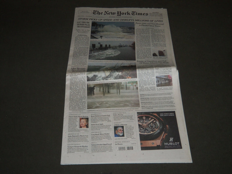 2012 OCTOBER 30 NEW YORK TIMES - STORM PICKS UP SPEED AND DISRUPTS - NP 2449
