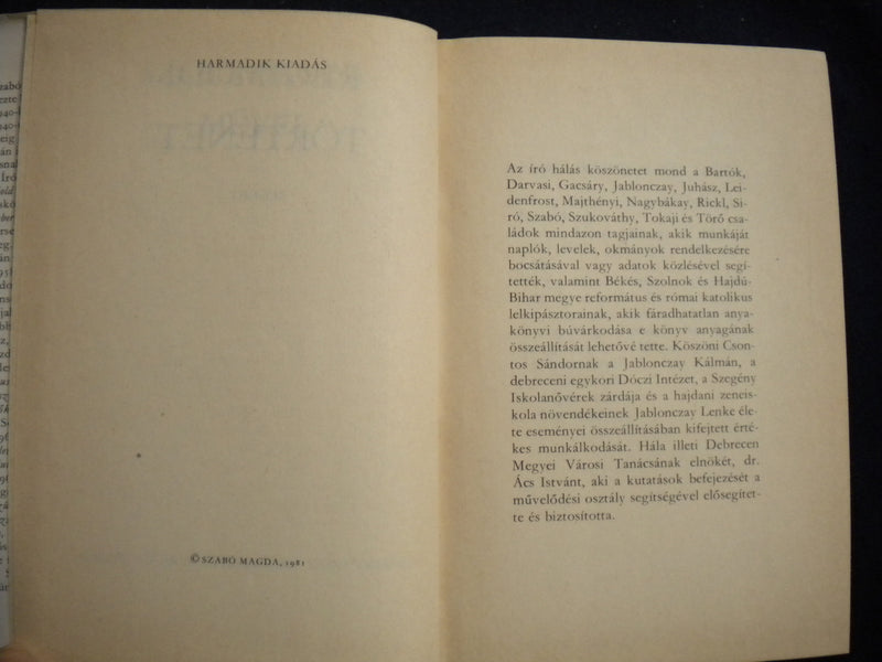 1981 SZABO MAGDA MUVEI HARDCOVER BOOK - HUNGARIAN TEXT - KD 8084
