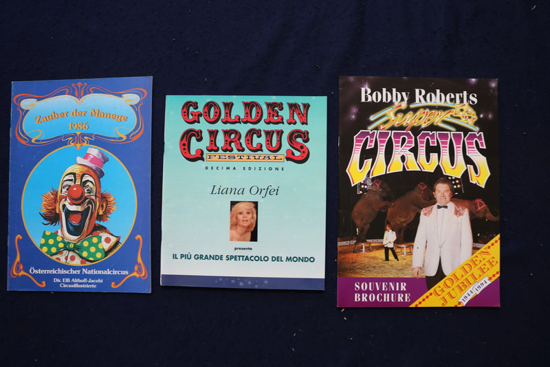 1980'S-1990'S CIRCUS PROGRAMS - LOT OF 39 - O 3641