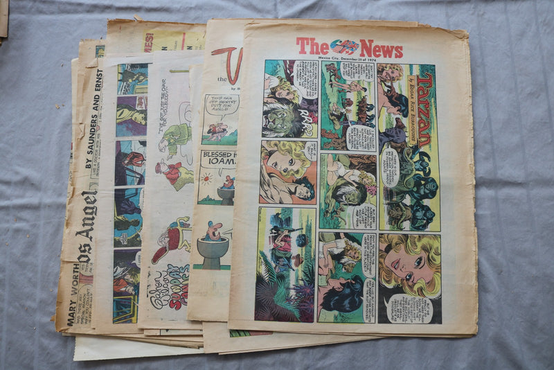1970'S SUNDAY COLOR COMICS PAGES - HUGH LOT - 3 INCH STACK - NP 9310