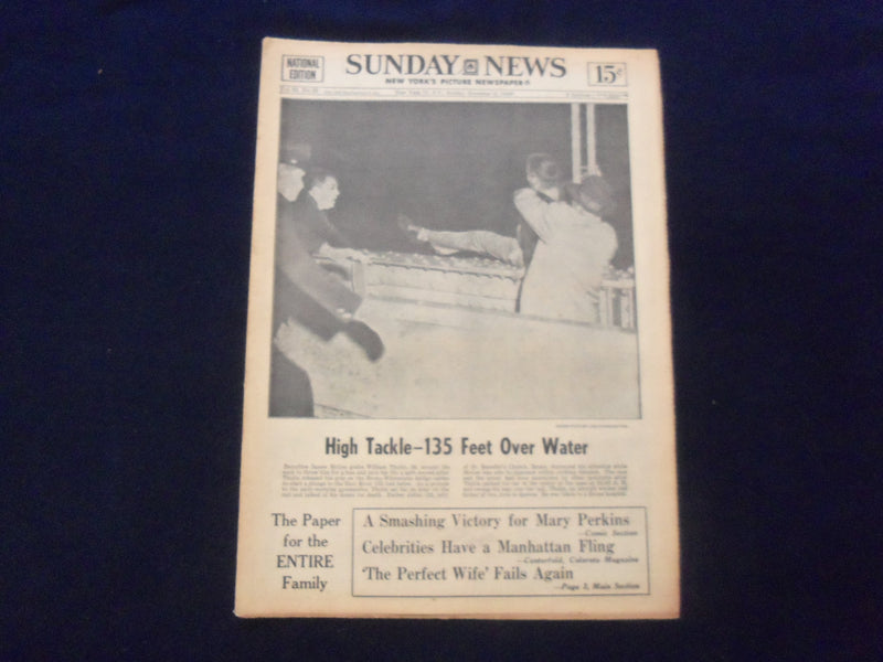 1958 NOV 9 NEW YORK SUNDAY NEWS NEWSPAPER - WILLIAM THULIN LIFE SAVED - NP 6771