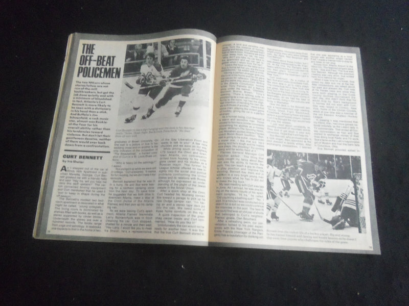 1973 DECEMBER ACTION SPORTS HOCKEY MAGAZINE - BRAD PARK COVER - B 6235L