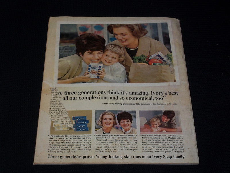 1967 JANUARY PHOTOPLAY MAGAZINE - BARBARA STANWYCK FRONT COVER - E 873