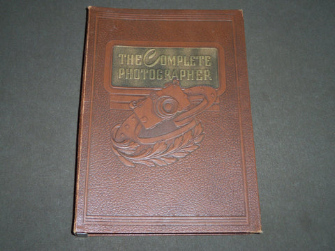 1942 THE COMPLETE PHOTOGRAPHER MAGAZINE BOUND VOLUME - ISSUES #25-30 - KD 4920