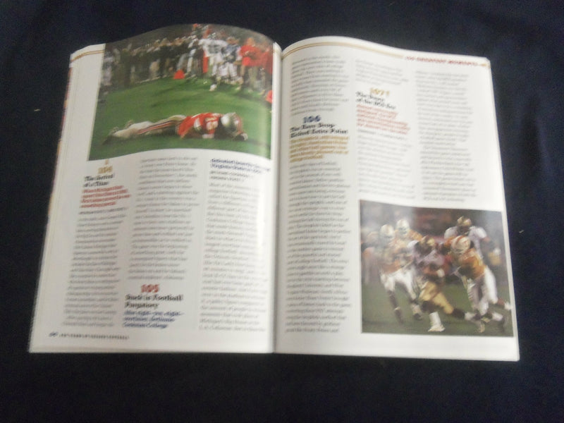 2019 NEWSWEEK SPECIAL EDITION COLLEGE FOOTBALL'S 150 GREATEST MOMENTS - SP 1221R