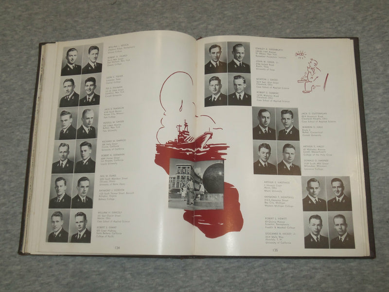 1940-1945 U.S. NAVAL RESERVE MIDSHIPSMEN'S SCHOOL YEARBOOK - NEW YORK - YB 2064