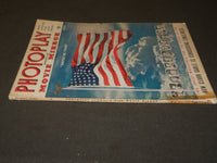 1942 AUGUST PHOTOPLAY MOVIE MIRROR MAGAZINE - AMERICAN FLAG COVER - M 275
