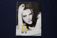 1997 AUGUST 9 HELLO! MAGAZINE - THE BILL CAST COVER - E 23600