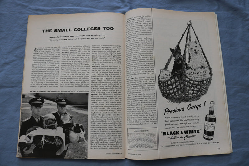 1956 SEPTEMBER 24 SPORTS ILLUSTRATED MAGAZINE - SPECIAL FOOTBALL ISSUE- ST 5505D