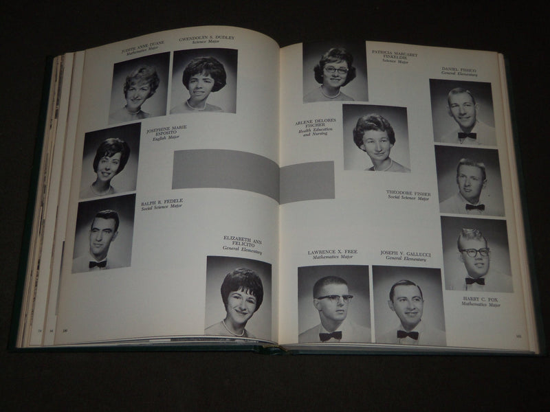 1962 TOWER JERSEY CITY STATE COLLEGE YEARBOOK - NEW JERSEY - PHOTOS - YB 1425