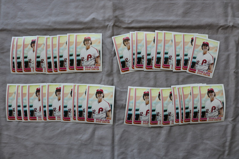 STEVE CARLTON 1982 TOPPS BASEBALL CARDS - CARD #480 - NM-MT - LOT OF 37 - #82
