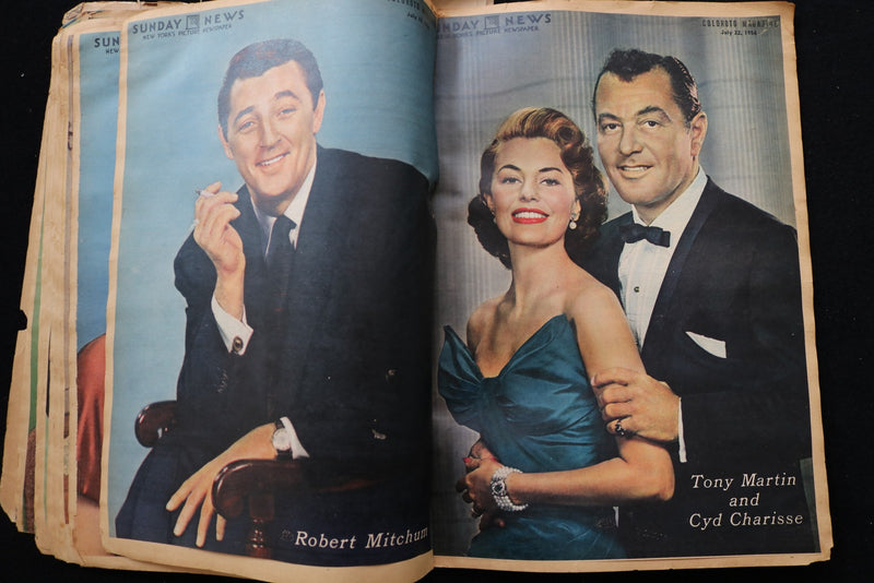 1955-1956 MOVIE STARS COLOROTO PHOTOS SCRAPBOOK - R. BURTON - L. CARON - E 24922