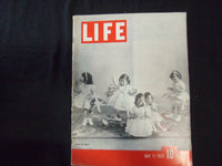 1937 MAY 17 LIFE MAGAZINE - DIONNE QUNTUPLETS GOING ON 3 - L 26