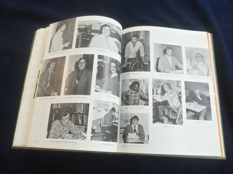 1975 CUMBERLAND SHIPPENSBURG STATE COLLEGE YEARBOOK - SHIPPENSBURG, PA - YB 2807