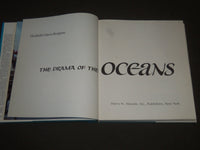 1975 THE DRAMA OF THE OCEANS BY ELISABETH MANN BORGESE BOOK - KD 4102