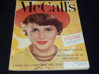 1958 SEPTEMBER MCCALL'S MAGAZINE - NICE FASHION FRONT COVER - E 20258