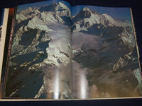 1986 HIMALAYAS HARDCOVER BOOK - PHOTOS & TEXT BY YOSHIKAZU SHIRAKAWA - KD 2817