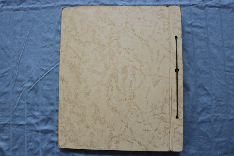 1940'S FASHION SCRAPBOOK - E 26470