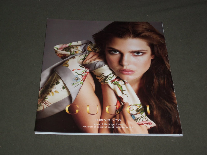 2013 APRIL TOWN & COUNTRY MAGAZINE - ALLISON WILLIAMS COVER - SP 2723