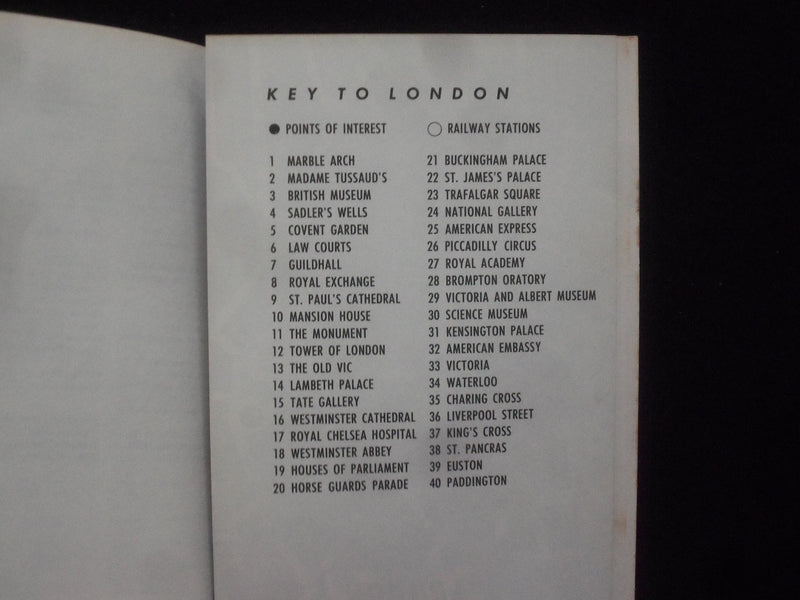 1960 LONDON - A HOLIDAY MAGAZINE TRAVEL GUIDE SOFTCOVER BOOK - J 9995