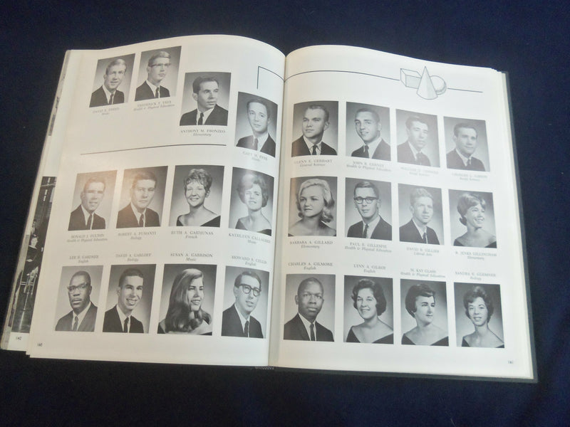 1965 SERPENTINE WEST CHESTER STATE COLLEGE YEARBOOK -WEST CHESTER, PA - YB 2802