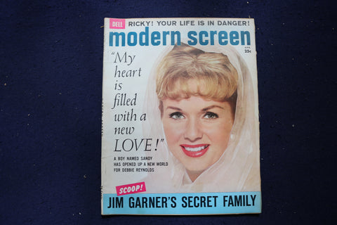 1959 APRIL MODERN SCREEN MAGAZINE - DEBBIE REYNOLDS COVER - E 17388