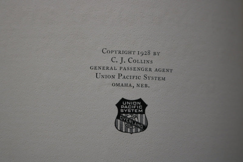 1928 ZION - GRAND CANYON - BRYCE VIEW BOOK - SOFTCOVER - K 2396