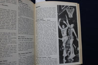 1960-1961 THE IVY LEAGUE GUIDE TO NEW YORK SOFTCOVER BOOK - K 971