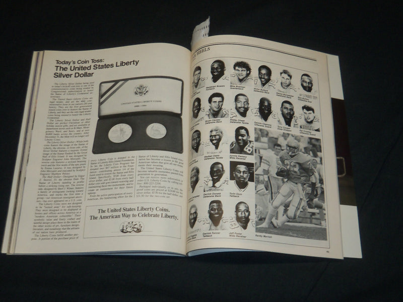 1986 ALOHA BOWL COLLEGE FOOTBALL PROGRAM - ARIZONA VS. CAROLINA - J 5546