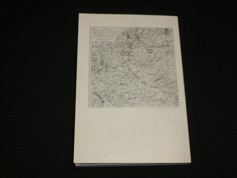 1985 A HATAR KET OLDALAN SOFTCOVER BOOK BY SIGNED SOZAN MIHALY - J 6916