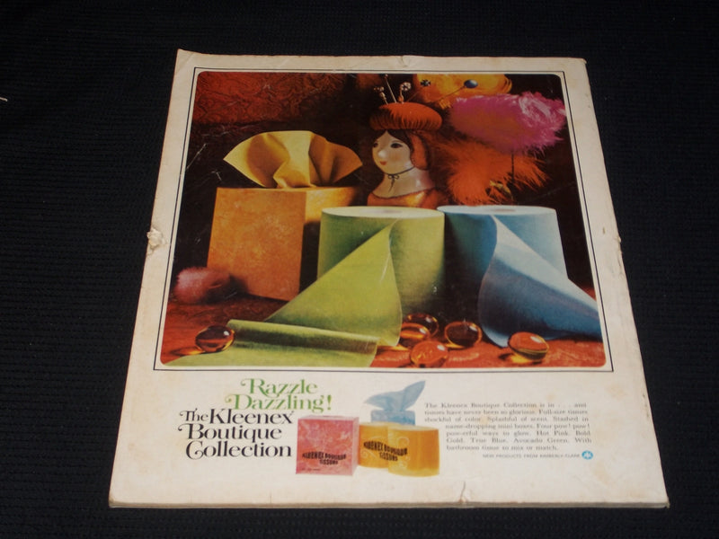 1969 JULY LADIES' HOME JOURNAL MAGAZINE - VERY NICE FRONT COVER - E 4460