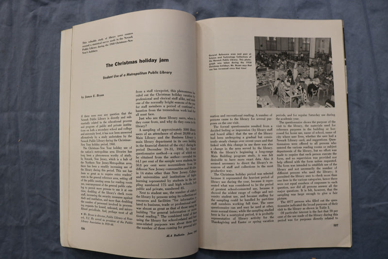 1961 ALA BULLETIN - SOFTCOVER BOOKS - LOT OF 2 - K 3233