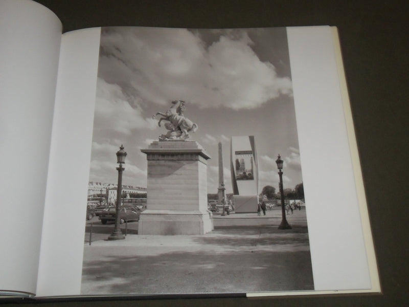 2000 CHANGING PARIS A TOUR ALONG THE SEINE BOOK - PHILIP TRAGER - I 1311