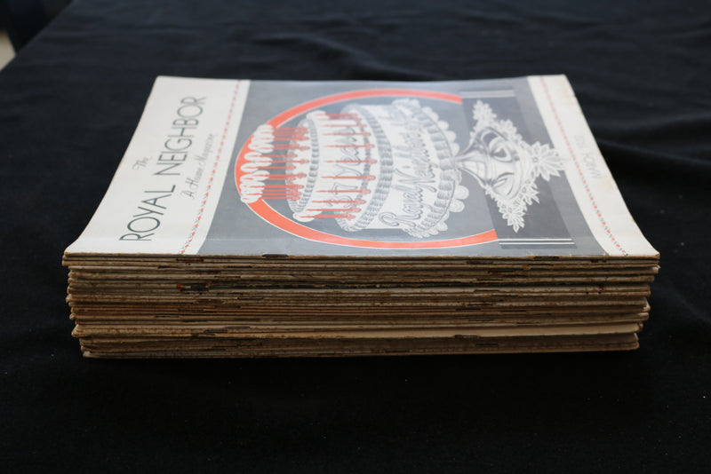 1932-1949 THE ROYAL NEIGHBOR - A HOME - MAGAZINE - LOT OF 37 - O 3709