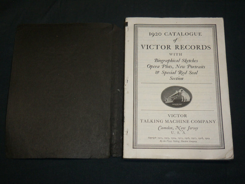 1916-1929 VICTOR RECORDS CATALOGS LOT OF 12 - SOFTCOVER - KD 1044